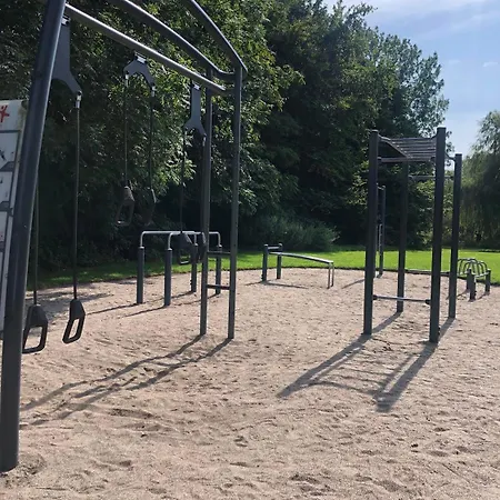 Charming With View, Tennis Court- 5 Minutes From Center